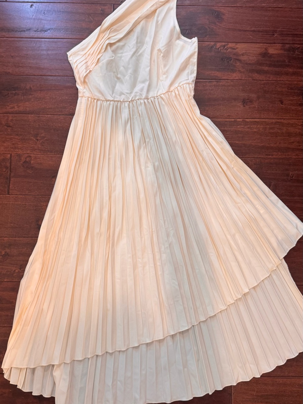 Girls One-Shoulder Pleated Cream Party Dress